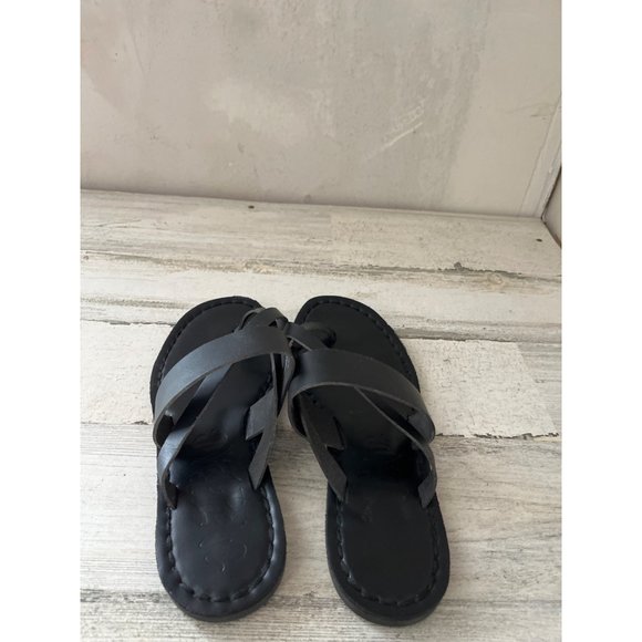 Mat Love woman’s black over the toe sandals size 7 - Picture 3 of 5